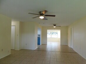 21019 Randall Ave in Port Charlotte, FL - Building Photo - Building Photo
