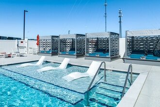 Vanguard Villas in Lee's Summit, MO - Building Photo - Building Photo