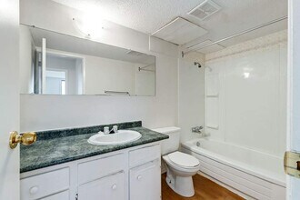 Kinbrook Manor in Brooks, AB - Building Photo - Building Photo