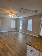 1028 Brett St N in Crestview, FL - Building Photo - Building Photo