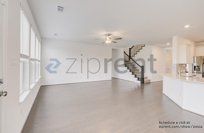 property at 164 Lenera Dr