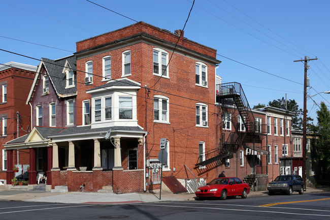 104 N Marshall St in Lancaster, PA - Building Photo - Building Photo