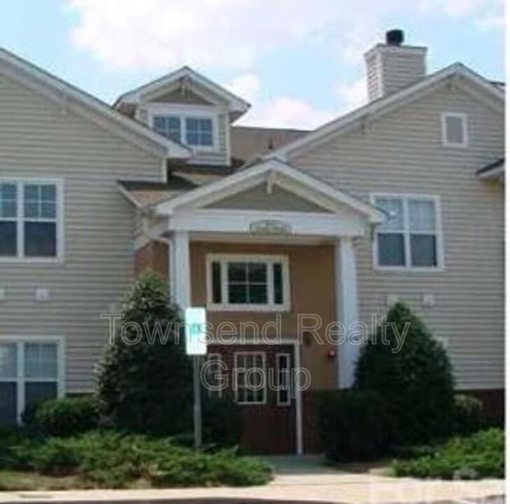 16244 Redstone Mountain Ln in Charlotte, NC - Building Photo