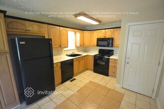 12 Hale Haven Dr in Douglasville, GA - Foto de edificio - Building Photo