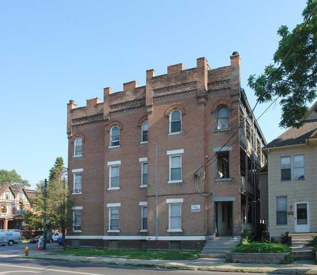 Neil Ave 1430-1436 TPP in Columbus, OH - Foto de edificio - Building Photo