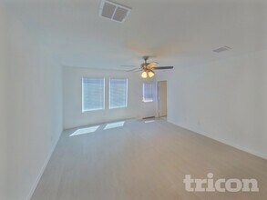 838 Ponderosa Ln in Princeton, TX - Foto de edificio - Building Photo