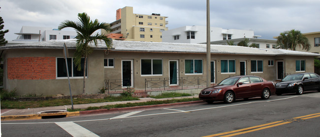 625 75th St in Miami Beach, FL - Building Photo - Building Photo