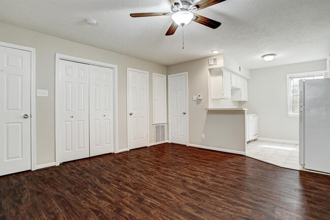 802 Stanford St in Houston, TX - Building Photo - Building Photo