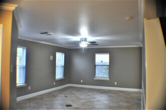 9503 Deep Valley Dr in Houston, TX - Building Photo - Building Photo