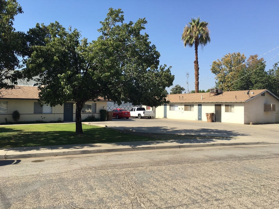 524 Sequoia Dr in Bakersfield, CA - Building Photo