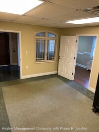 410 Simmons St photo'