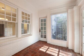 880 Charles Allen Dr NE in Atlanta, GA - Building Photo - Building Photo