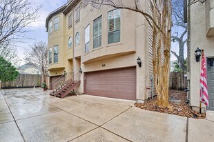 584 Bomar St in Houston, TX - Building Photo