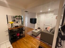 23 Snow Hill St, Unit 10 in Boston, MA - Building Photo