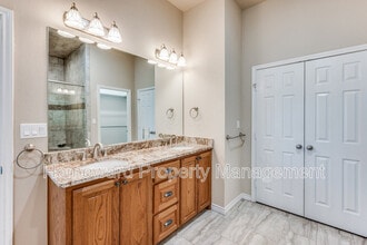 226 Co Rd 2250 in Valley View, TX - Building Photo - Building Photo