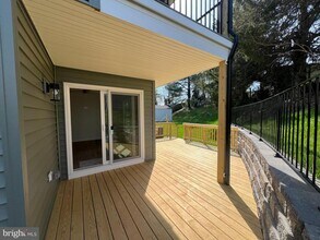 352 W 11th St in Front Royal, VA - Building Photo - Building Photo