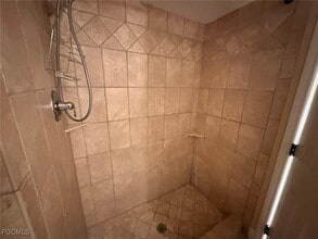 1709 Park Meadows Dr in Ft. Myers, FL - Building Photo - Building Photo