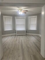 82 Walton St, Unit 2 in Fitchburg, MA - Building Photo