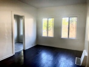 631 Coronado Ter, Unit 3 in Los Angeles, CA - Foto de edificio - Building Photo