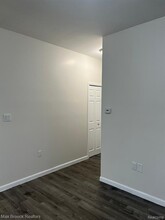 4012 Alia Dr in Warren, MI - Building Photo - Building Photo