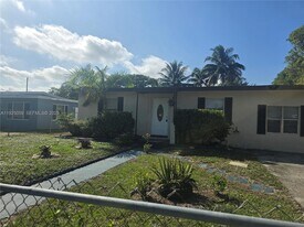 1219 Chateau Park Dr in Fort Lauderdale, FL - Building Photo
