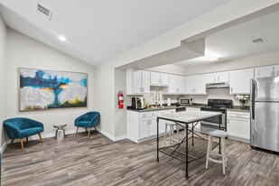 The Huxley at Medical Center Apartments