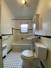 27 Brock St, Unit 2 in Boston, MA - Building Photo - Building Photo