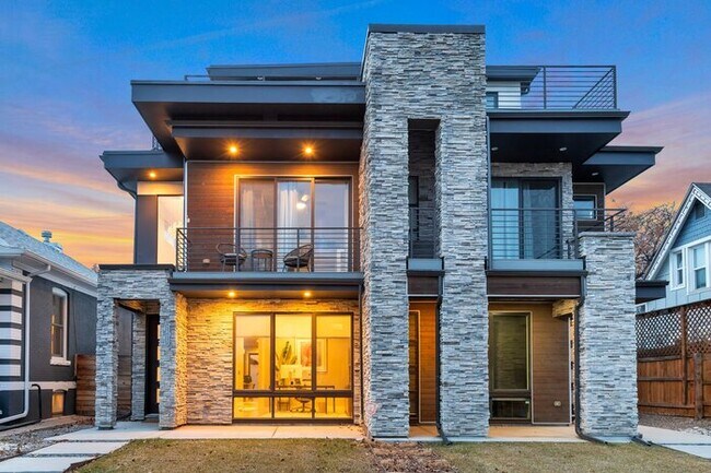 property at 2425 Lowell Blvd