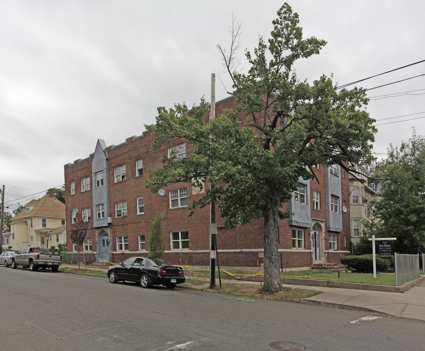 1609 Chapel St in New Haven, CT - Foto de edificio