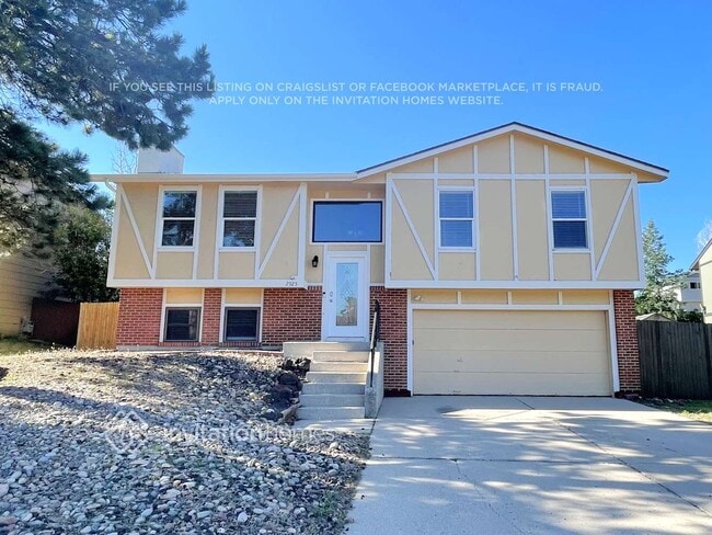 property at 2925 Rhapsody Dr