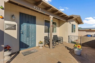 4713 Sun Valley Dr in El Paso, TX - Building Photo - Building Photo