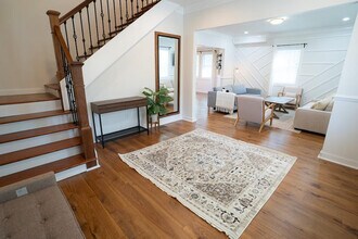 815 Eastern Ave, Unit SI ID1492672P in Indianapolis, IN - Building Photo - Building Photo