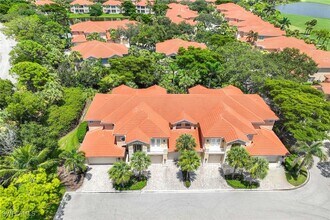 26960 Wyndhurst Ct in Bonita Springs, FL - Building Photo - Building Photo