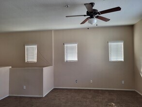 2813 E Dunbar Dr, Unit 2813 in Phoenix, AZ - Foto de edificio - Building Photo