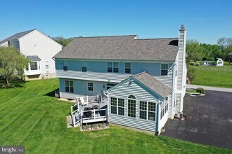 40883 Meadow Vista Pl in Lovettsville, VA - Building Photo - Building Photo