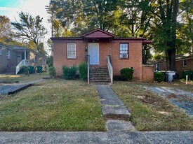 1930 Terrybrook Ln in Charlotte, NC - Building Photo