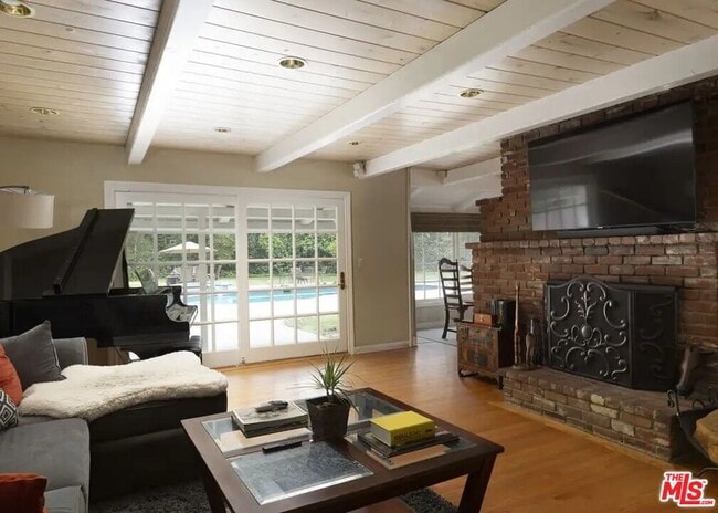 5124 Calenda Dr in Los Angeles, CA - Building Photo - Building Photo