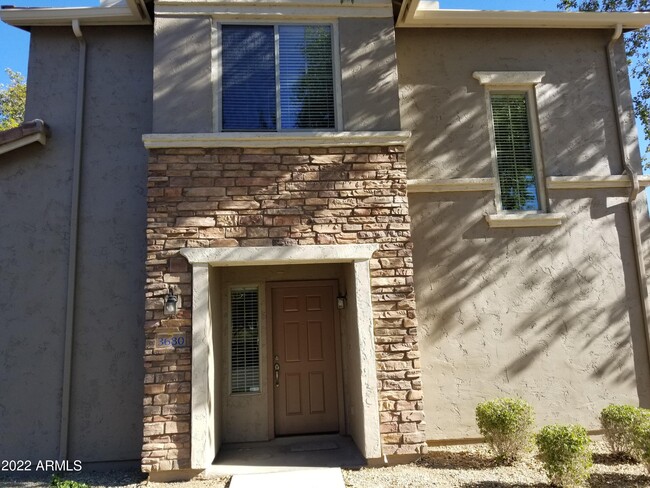 3680 W Muirfield Ct in New River, AZ - Foto de edificio - Building Photo