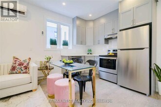 129 Curzon St in Toronto, ON - Building Photo - Building Photo