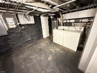 2000 Cliftwood Ave photo'