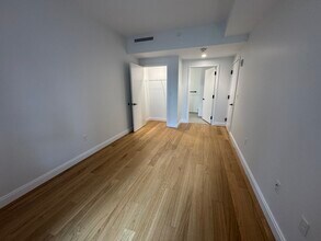 87 Gardner St, Unit 107 in Boston, MA - Building Photo - Building Photo