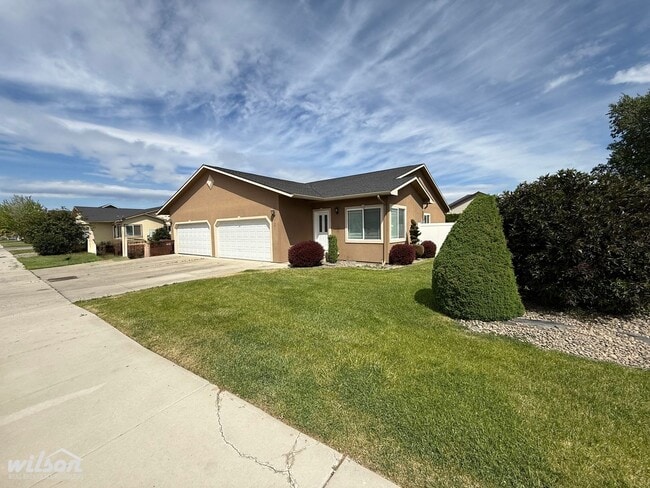 property at 7001 W Mead Ave