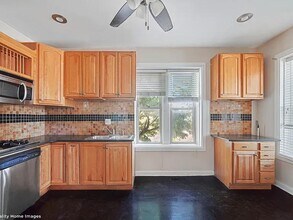 2701 W 24th Pl in Chicago, IL - Foto de edificio - Building Photo