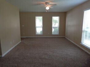 1067 Winterbrook Way in Austell, GA - Building Photo - Building Photo