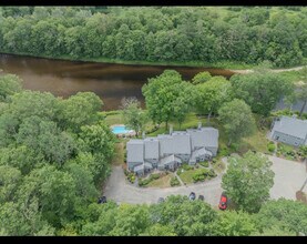 55 Mountain River Ave, Unit uniit 24 in Thornton, NH - Foto de edificio - Building Photo