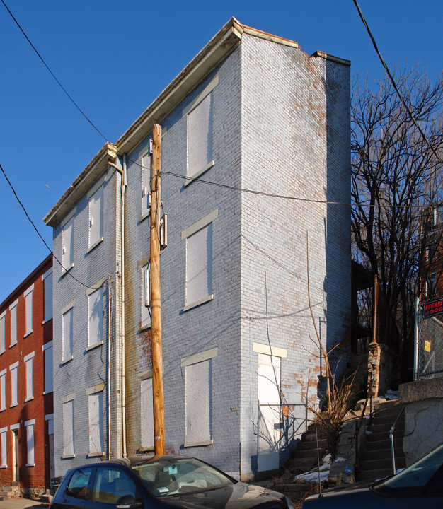 222 Mohawk St in Cincinnati, OH - Building Photo