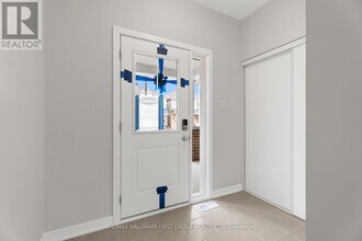 519 Brigatine Ave in Ottawa, ON - Building Photo - Building Photo