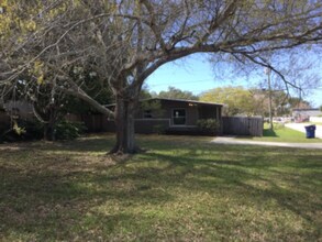 9796 134th St N in Seminole, FL - Building Photo - Building Photo