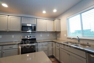 13776 S Piano Ave in Nampa, ID - Building Photo