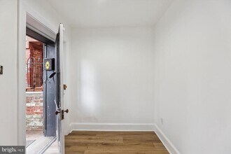 647 E Capitol St SE in Washington, DC - Building Photo - Building Photo